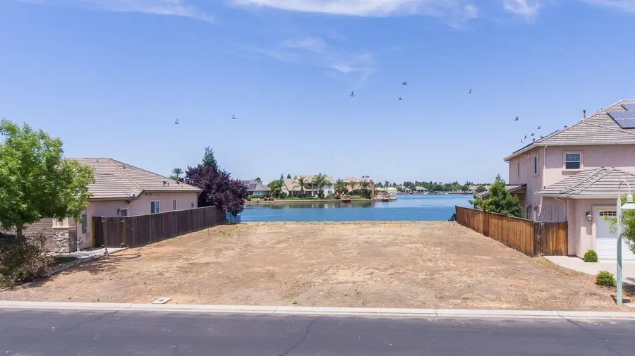 10952 E Promontory Way, Clovis, CA 93619 - #2