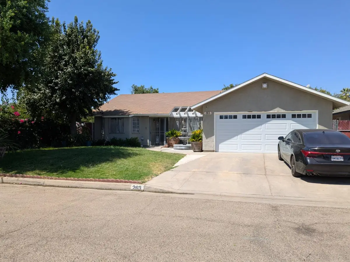 263 N Adrian Avenue, Fresno, CA 93727 - #1