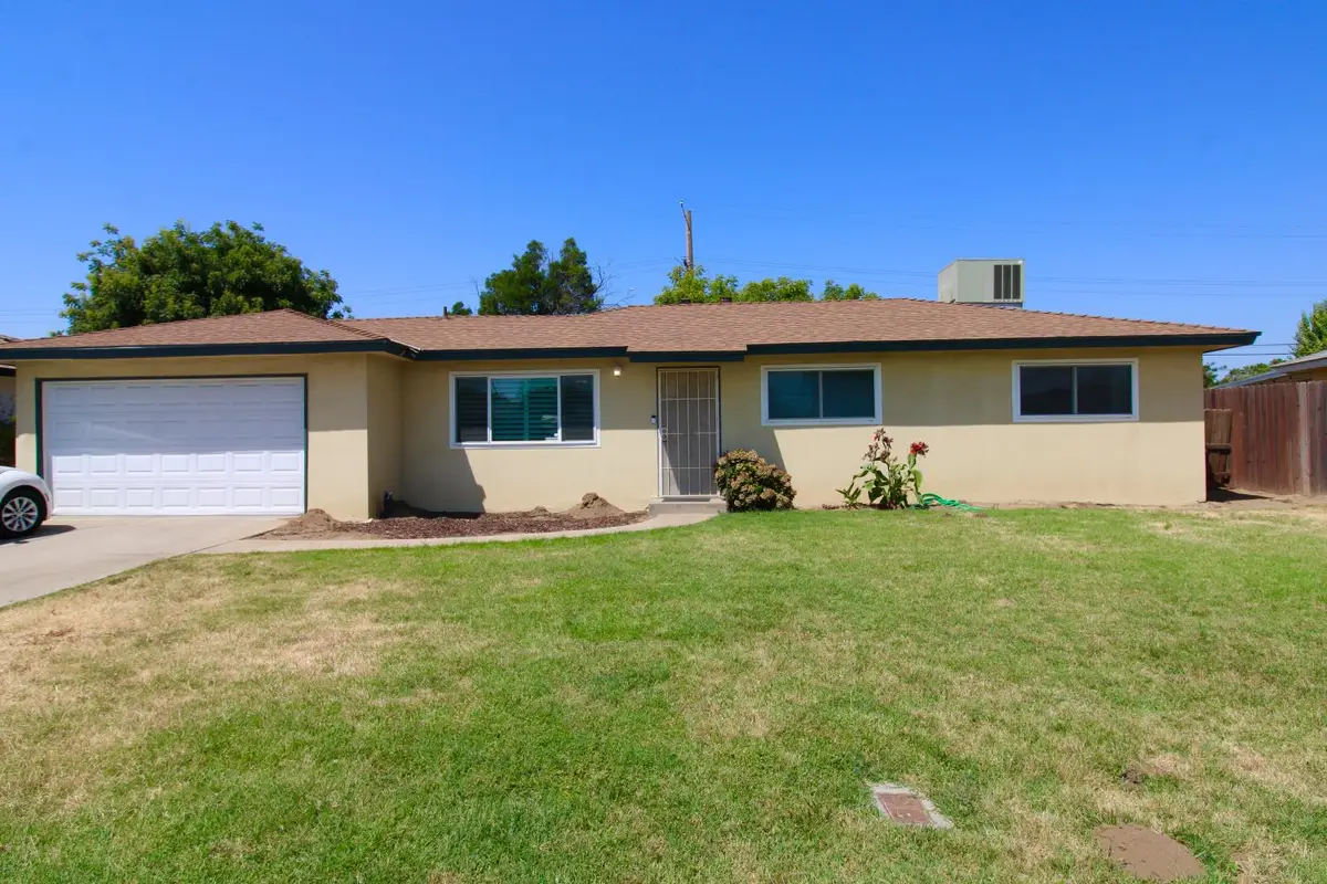 5609 E Tarpey Drive, Fresno, CA 93727 - #1