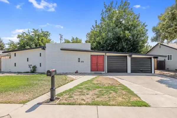 2214 S Locust Street, Visalia, CA 93277