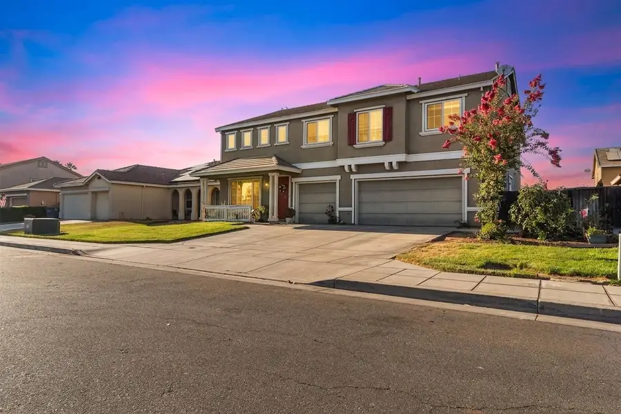 512 Peach Drive, Chowchilla, CA 93610 - #2