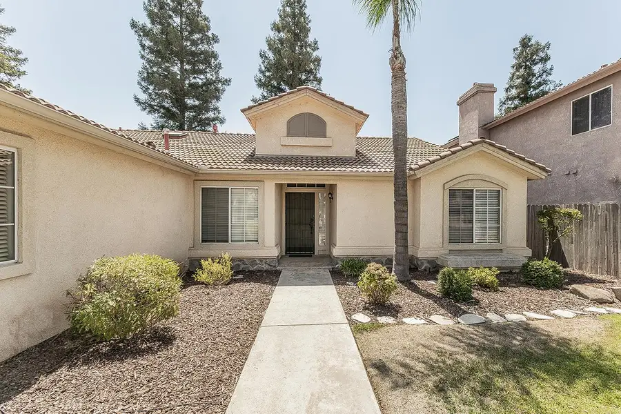 6023 W Alluvial Avenue, Fresno, CA 93722 - #3