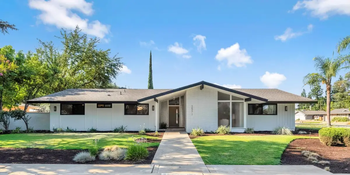 2571 W Magill Avenue, Fresno, CA 93711 - #1