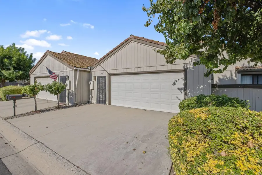 1948 Cougar Lane, Clovis, CA 93611 - #2