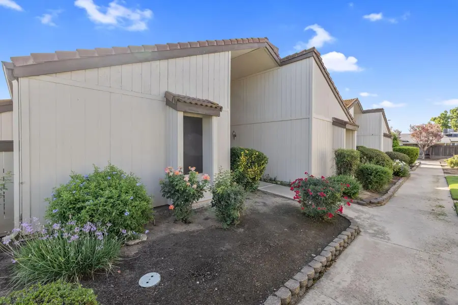 1948 Cougar Lane, Clovis, CA 93611 - #3