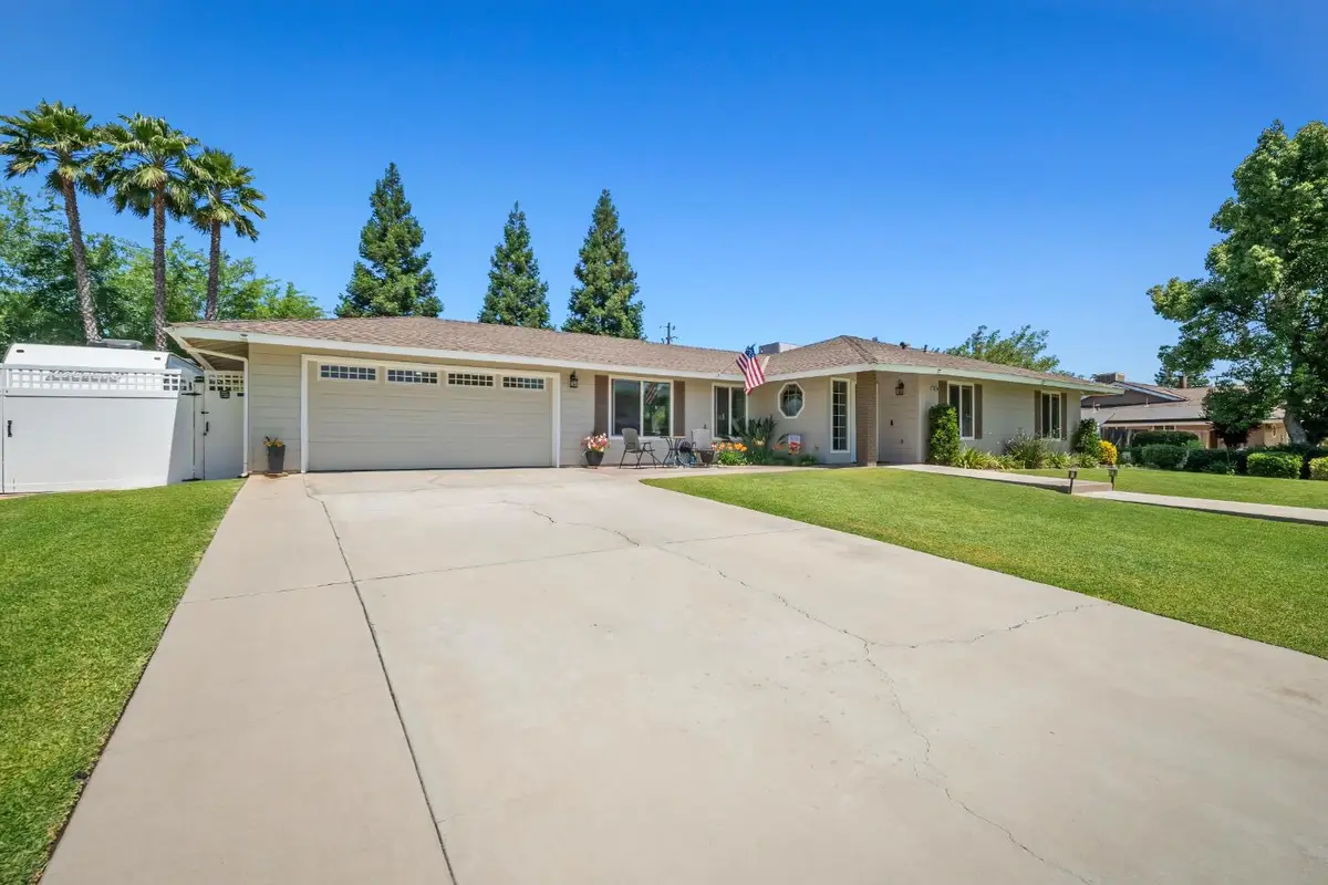 18746 Auburn Way, Madera, CA 93638 - #1