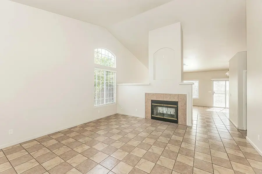 7246 N Laval Avenue, Fresno, CA 93720 - #3