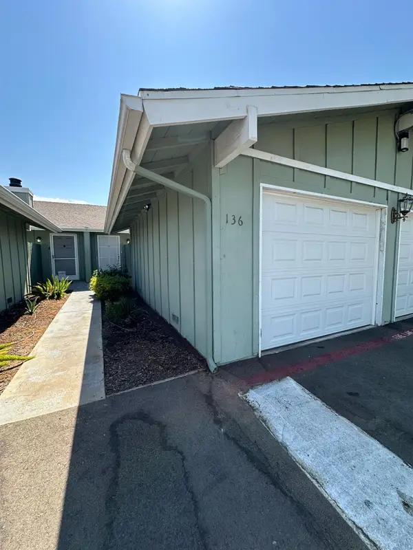297 E Bullard Avenue #136, Fresno, CA 93710