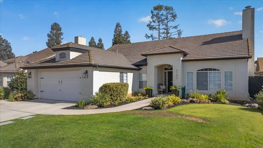 2153 E Ryan Avenue, Fresno, CA 93720 - #2