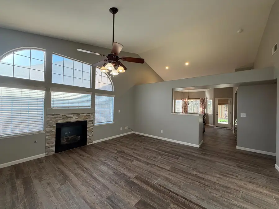 2785 E Shea Drive, Fresno, CA 93720 - #3