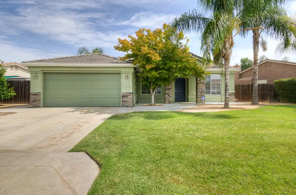 5683 E Grove Avenue, Fresno, CA 93727 - #1