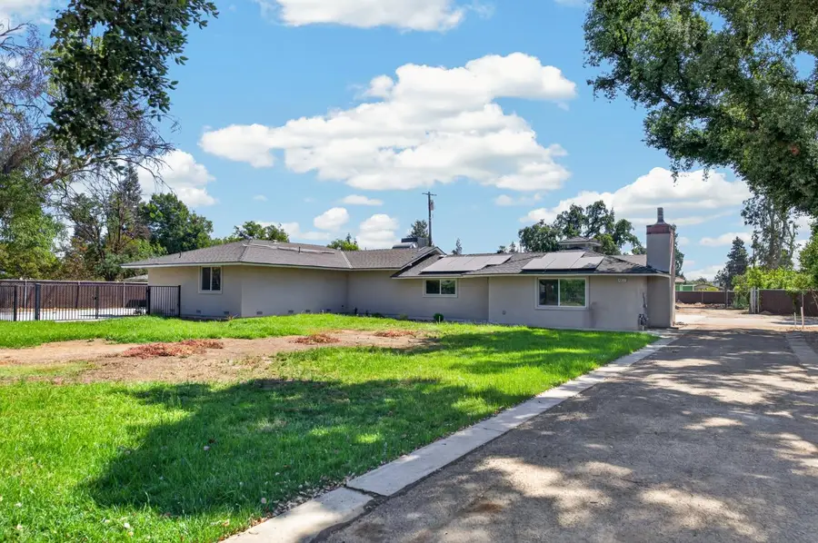 4832 N Fruit Avenue, Fresno, CA 93705 - #3