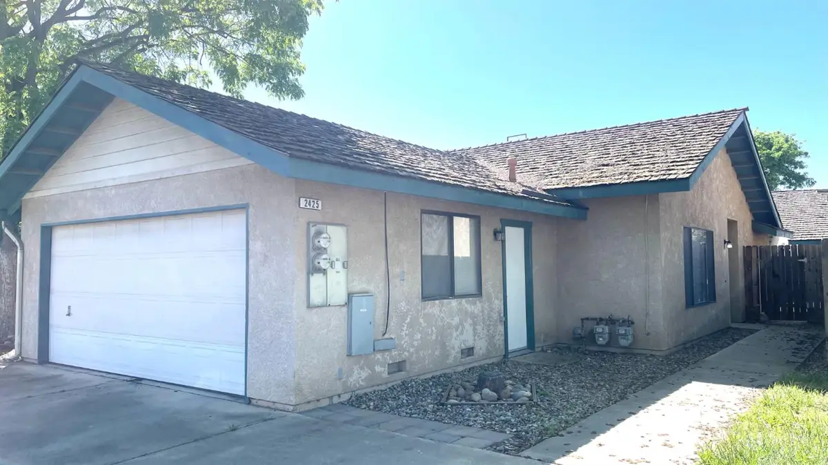 2425 Knowlwood Drive, Hanford, CA 93230 - #1
