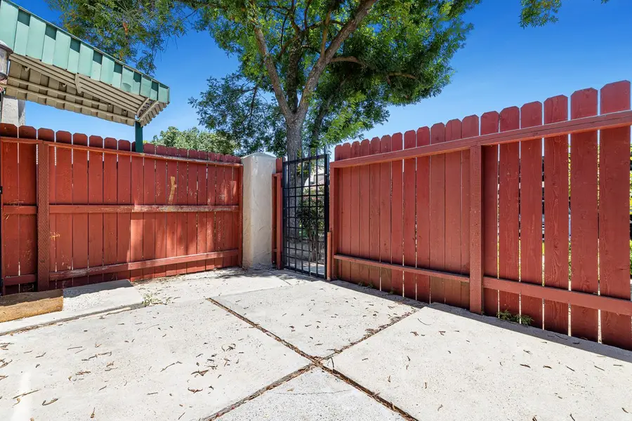 5965 E Shields Avenue #123, Fresno, CA 93727 - #3