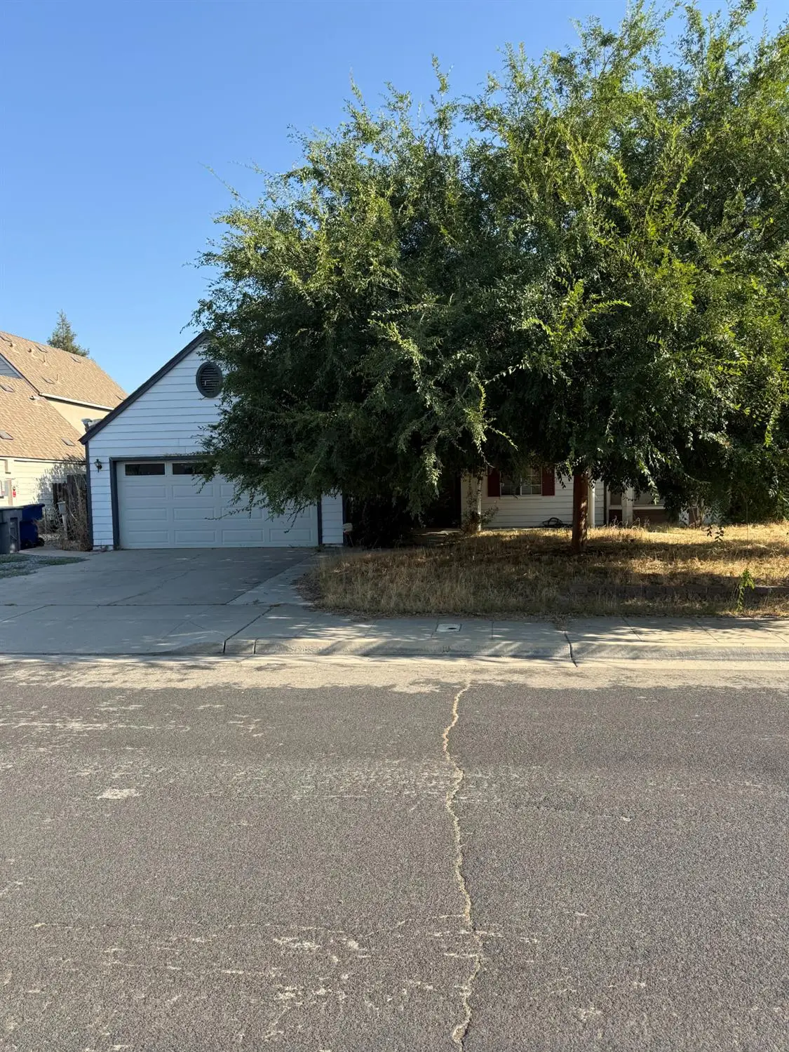 833 Burlingame Avenue, Clovis, CA 93612 - #1