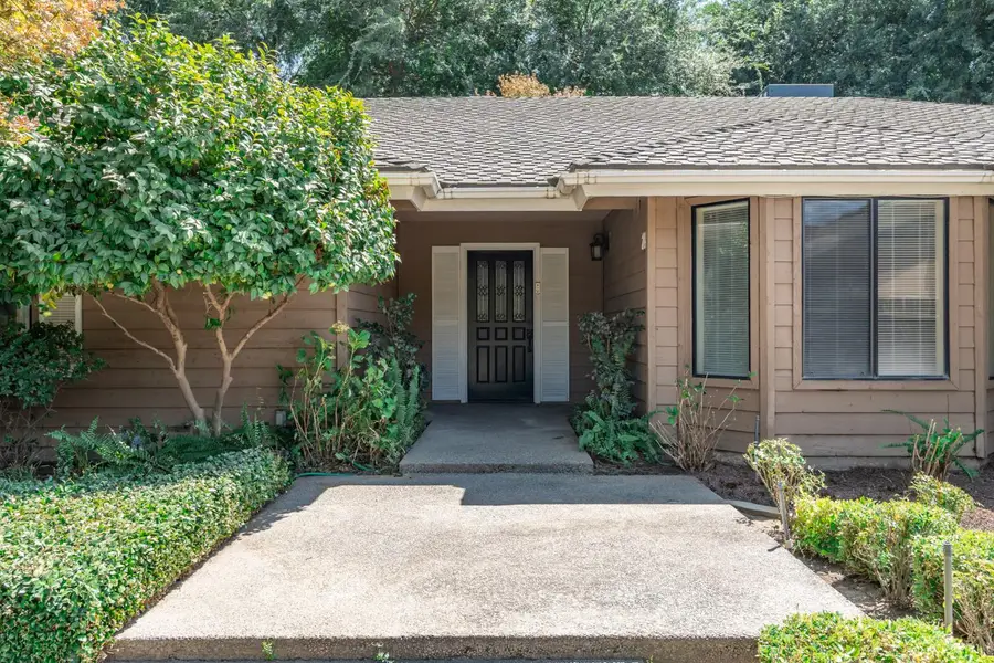708 Chateau Place, Madera, CA 93637 - #3