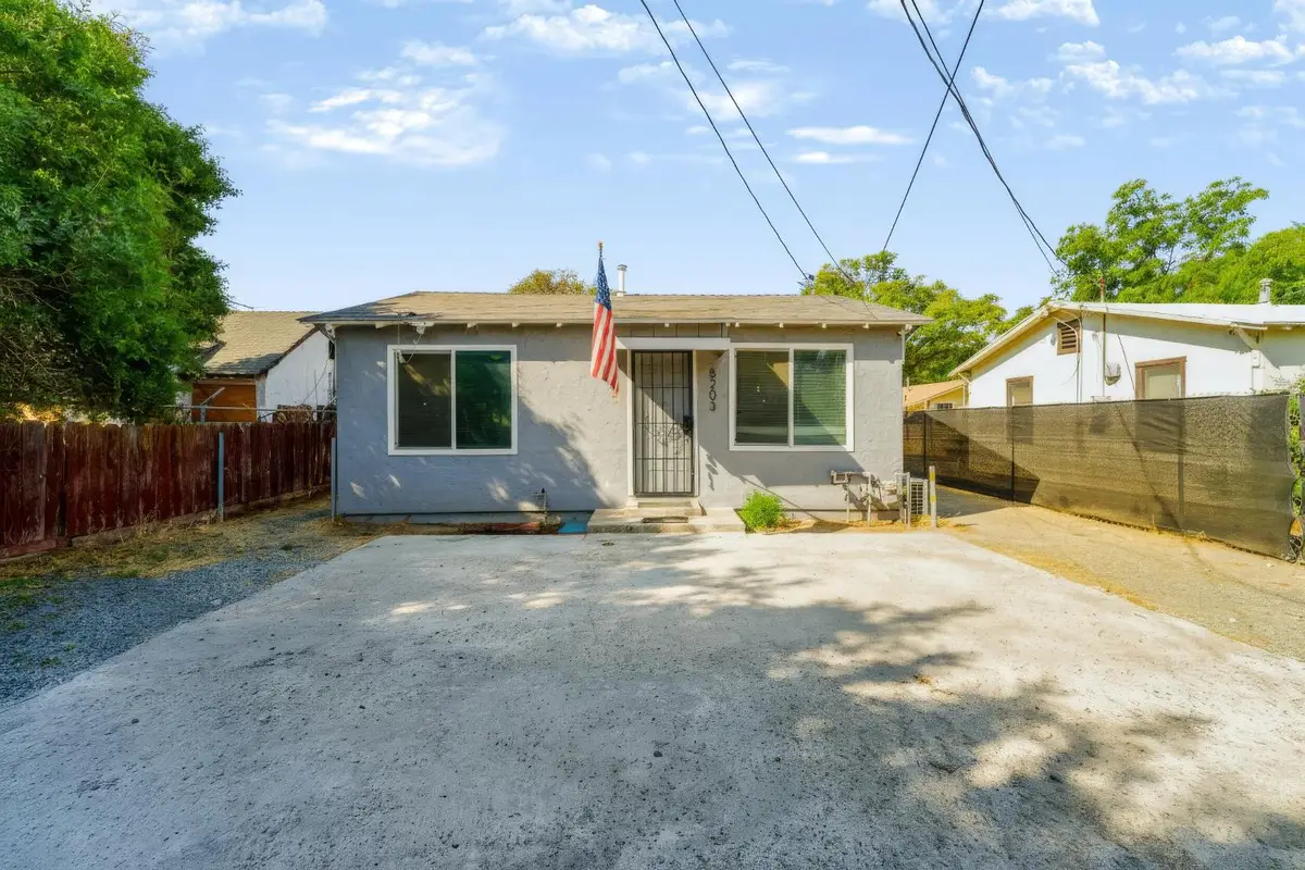 5203 W Mission Avenue, Fresno, CA 93722 - #1