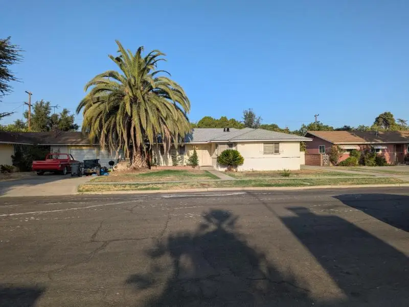 3718 N Howard Avenue, Fresno, CA 93726 - #1