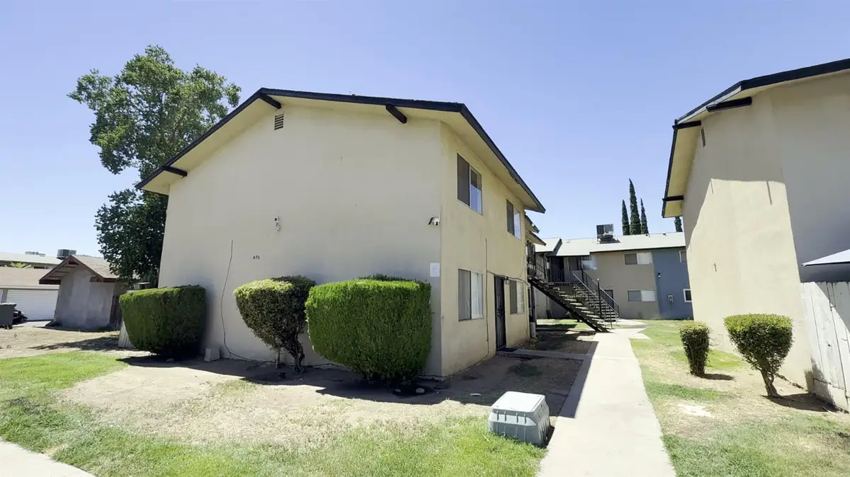 475 N Manila Avenue, Fresno, CA 93727 - #1