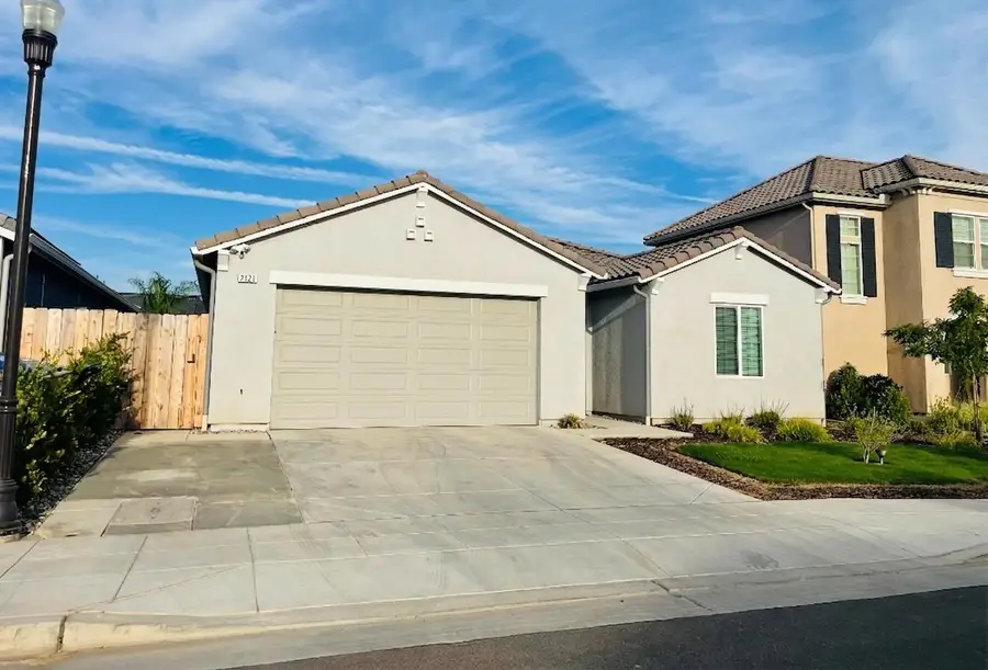 2121 Descanso Avenue, Clovis, CA 93619 - #2