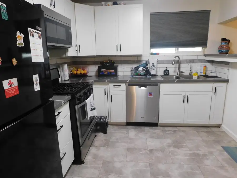 543 E Fountain Way, Fresno, CA 93704 - #3