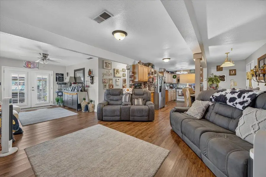 4386 N West Avenue, Fresno, CA 93705 - #3