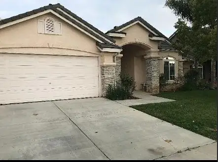 9580 N Ann Avenue, Fresno, CA 93720