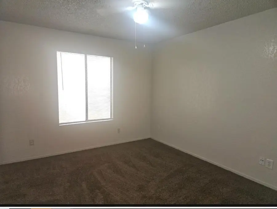 2336 N Fruit Avenue, Fresno, CA 93705 - #2