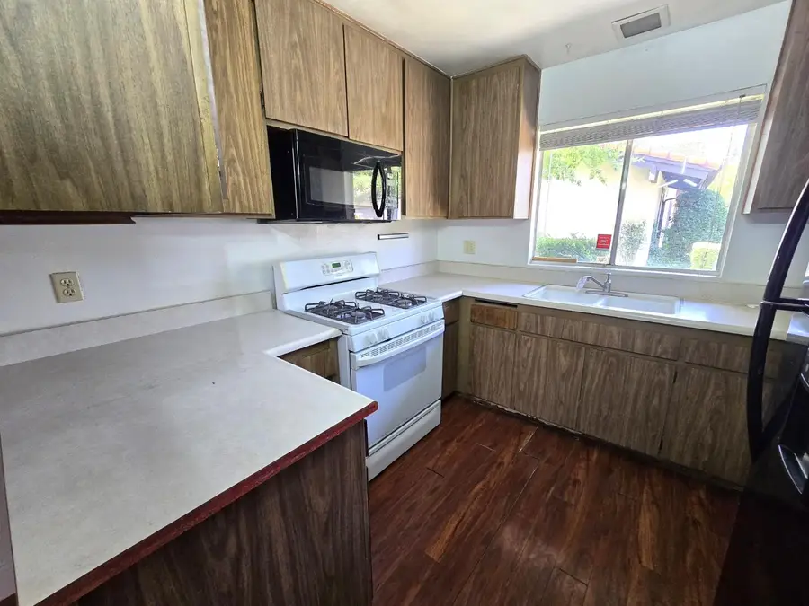 6338 N Maroa Avenue #110, Fresno, CA 93704 - #3