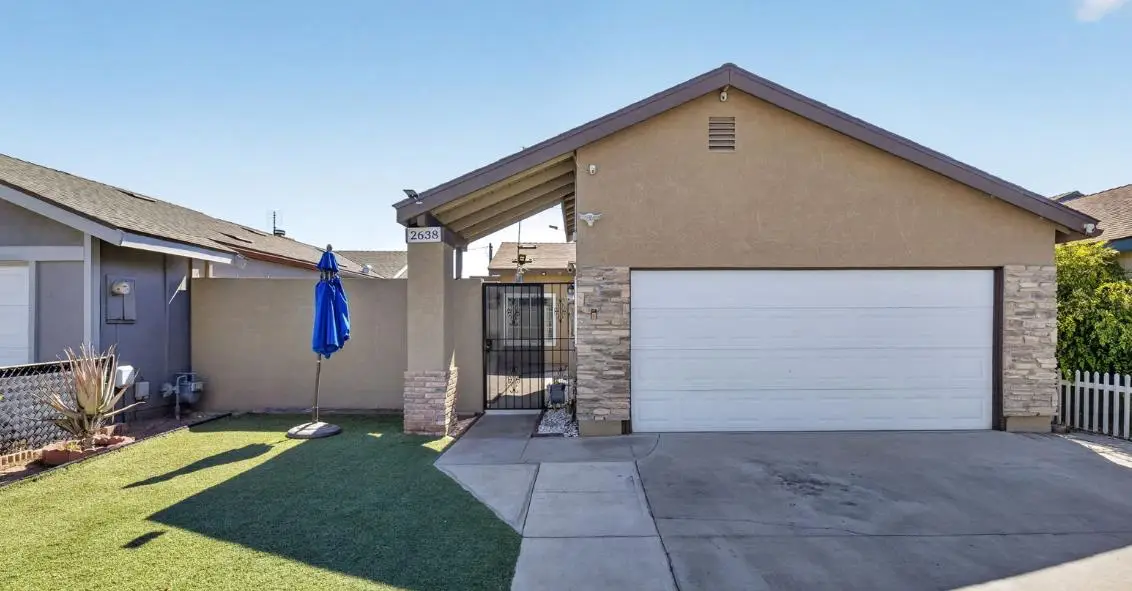 2638 N Selland Avenue, Fresno, CA 93722 - #1