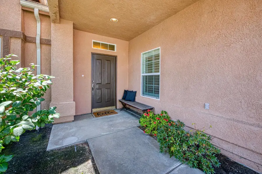 1173 E Carnoustie Avenue, Fresno, CA 93730 - #3