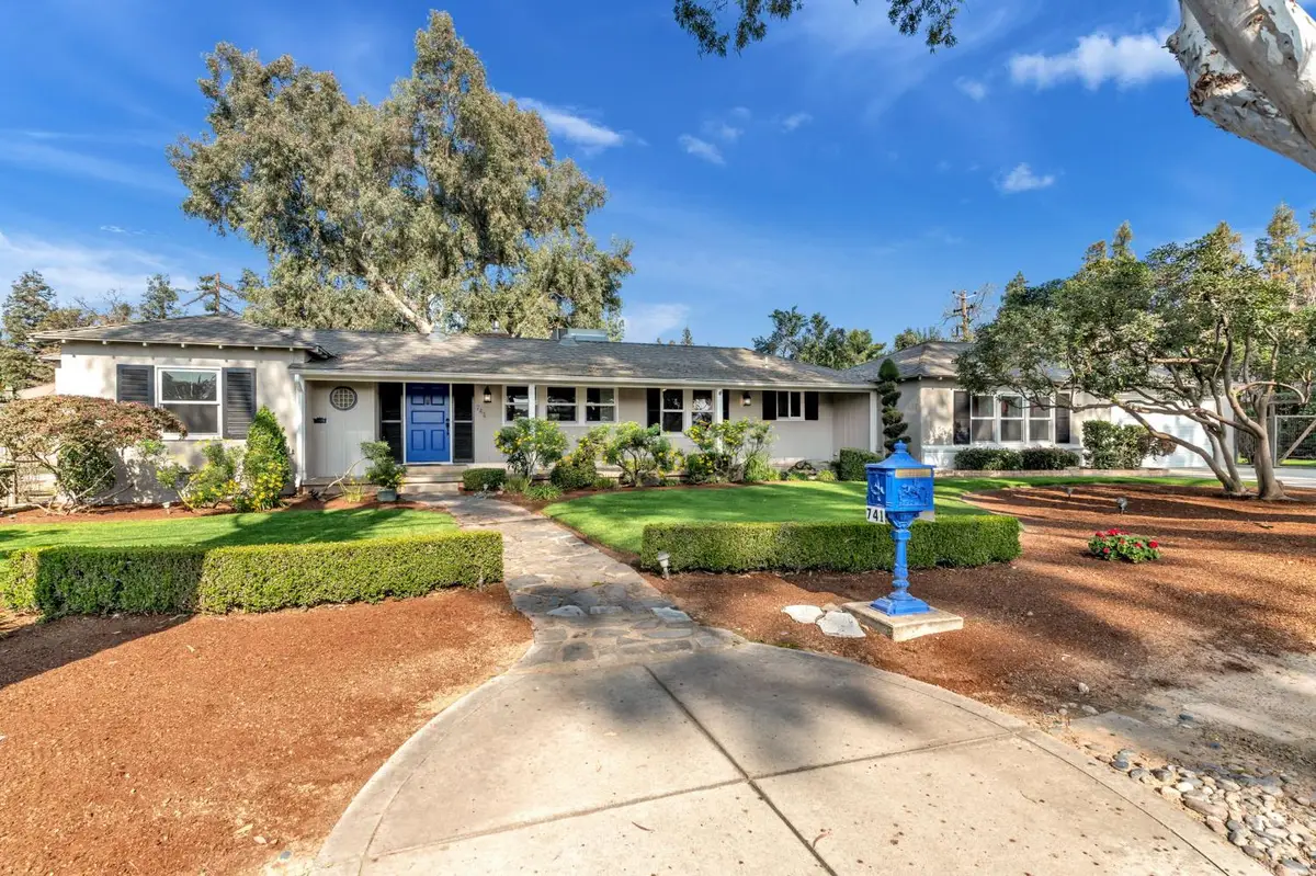 741 E Rialto Avenue, Fresno, CA 93704 - #1