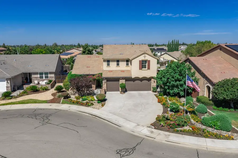 1178 Blackwood Avenue, Clovis, CA 93619 - #2