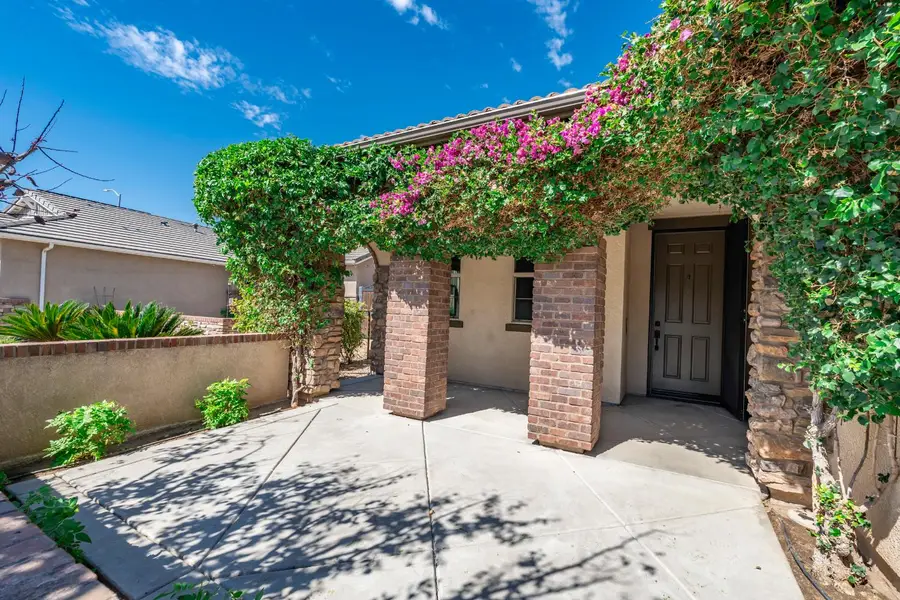 1178 Blackwood Avenue, Clovis, CA 93619 - #3