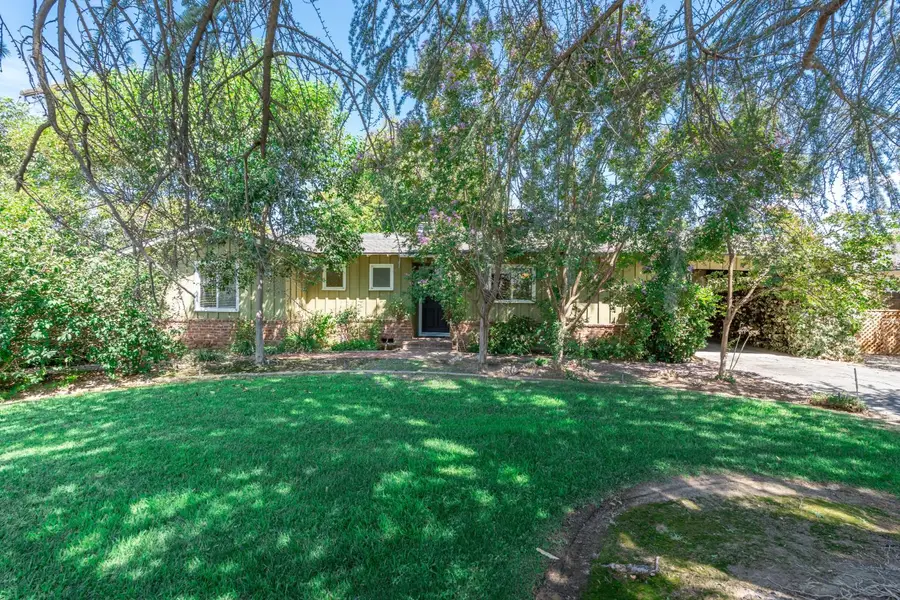 720 W Celeste Avenue, Fresno, CA 93704 - #3