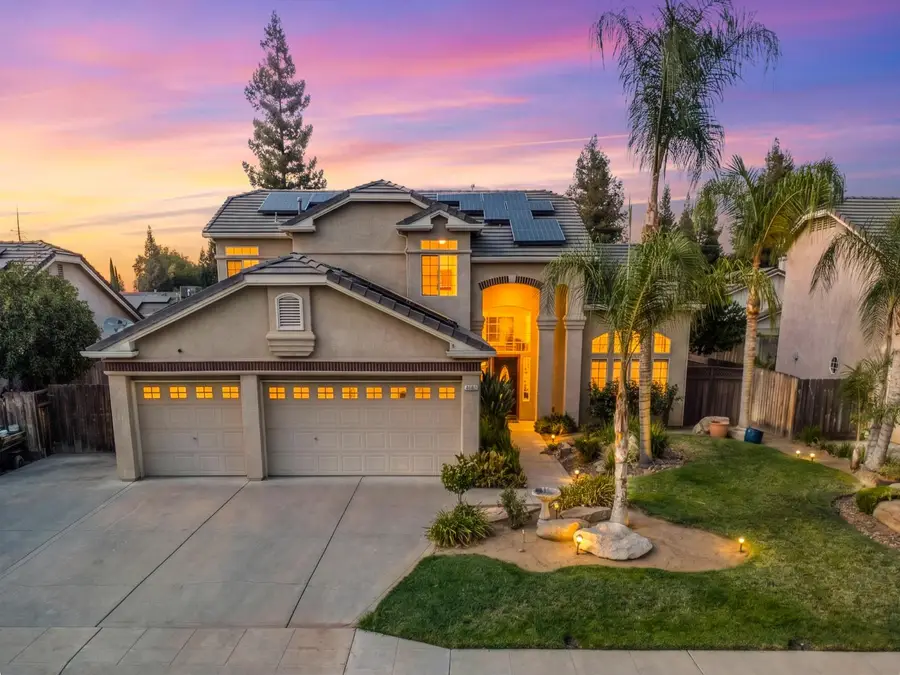 2433 Twain Avenue, Clovis, CA 93611 - #2