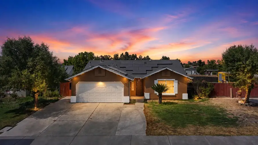 3004 Northhill Street, Selma, CA 93662 - #3