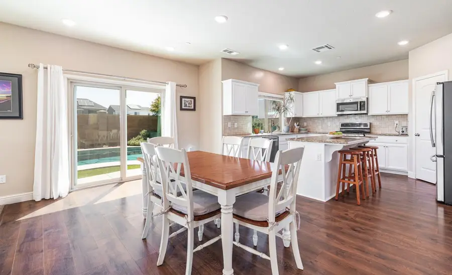 2083 Soledad Avenue, Clovis, CA 93619 - #2