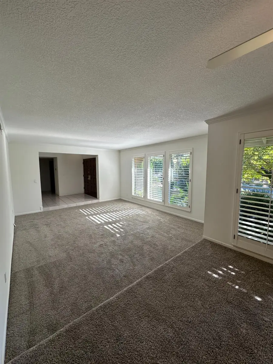 5167 N Pleasant Avenue, Fresno, CA 93711 - #2