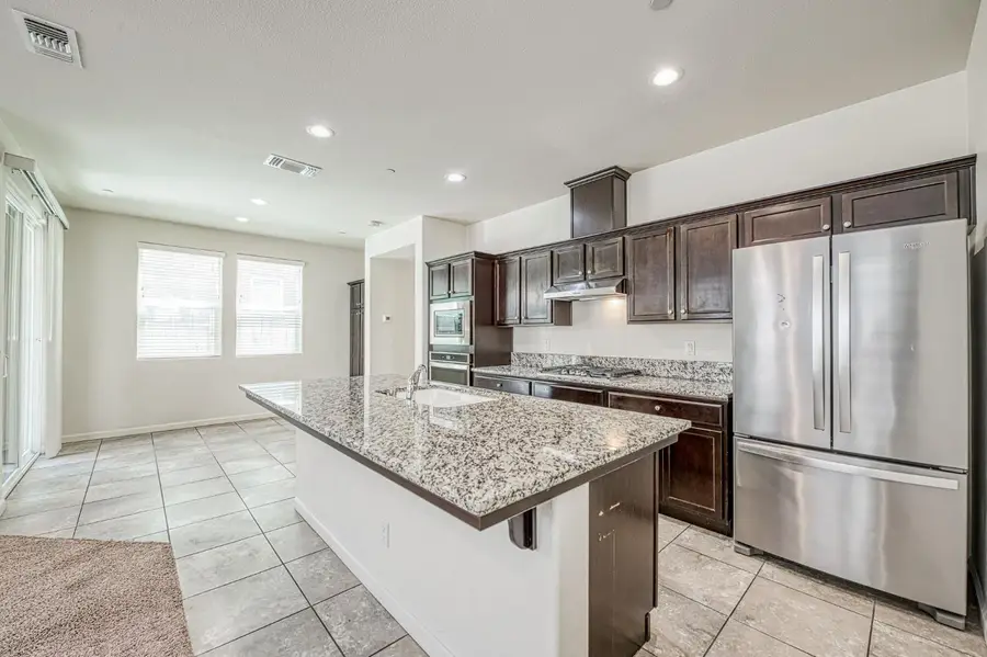6158 E Peruna Way, Fresno, CA 93727 - #2