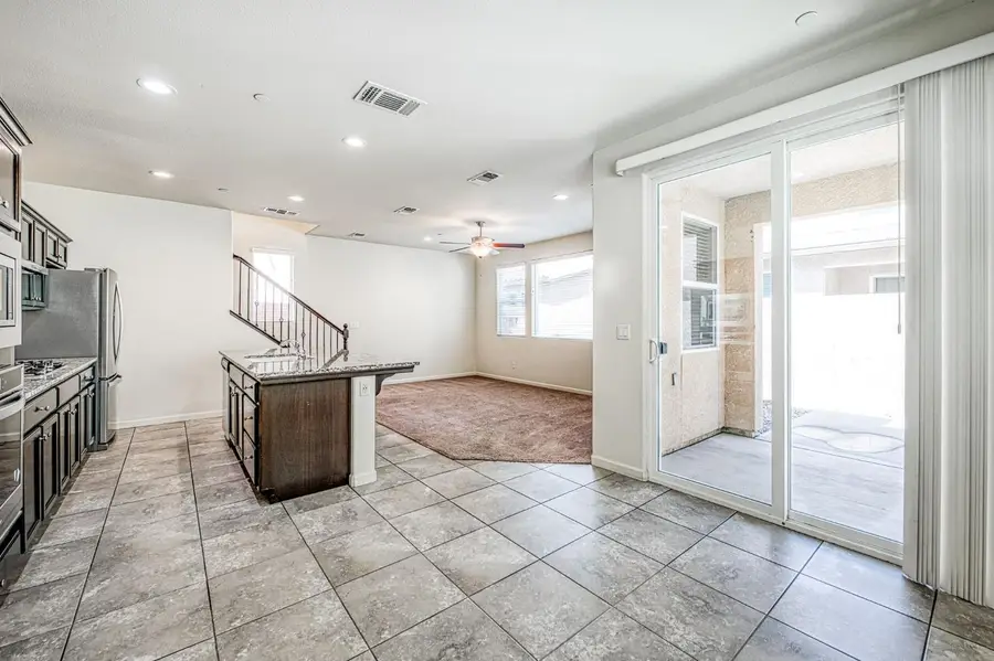 6158 E Peruna Way, Fresno, CA 93727 - #3