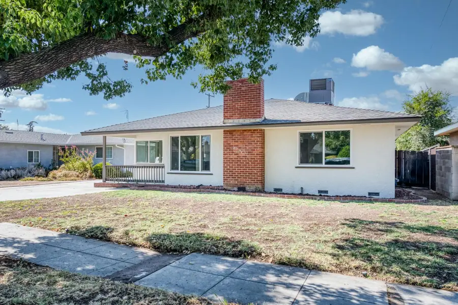 1025 W Fedora Avenue, Fresno, CA 93705 - #2