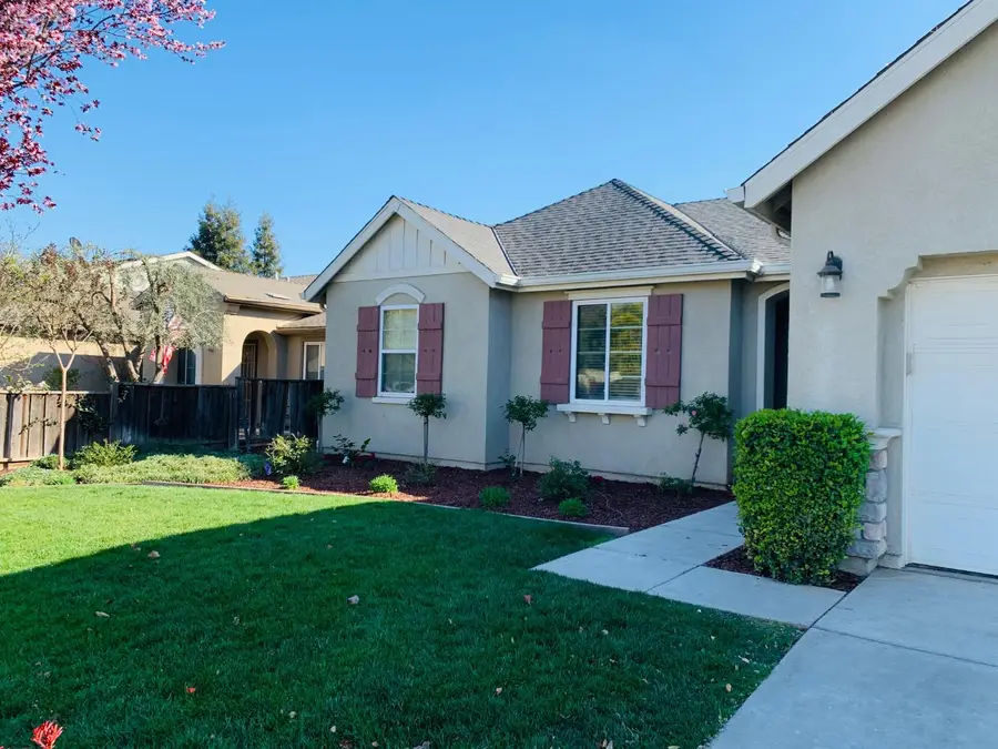 5401 W University Avenue, Fresno, CA 93722 - #2