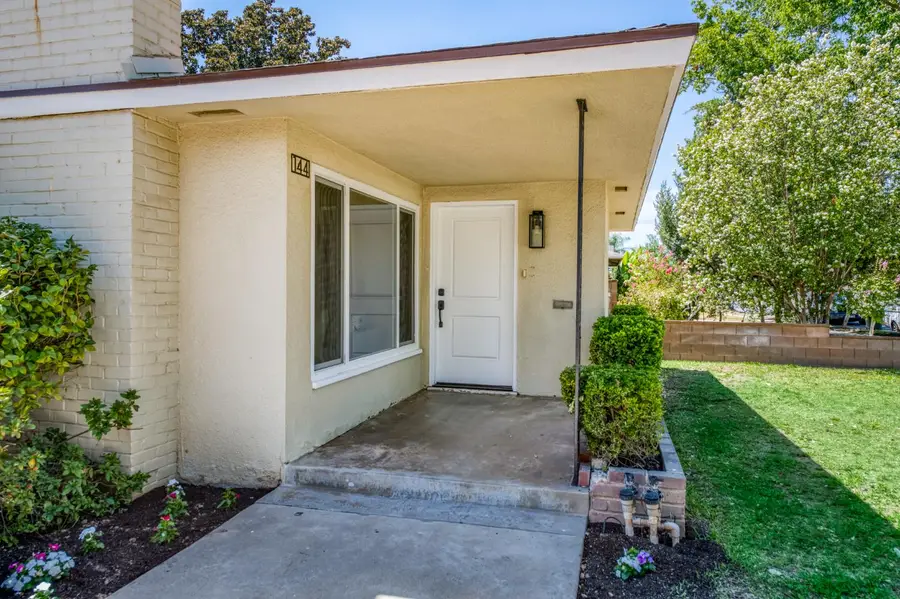 144 E Robinson Avenue, Fresno, CA 93704 - #3