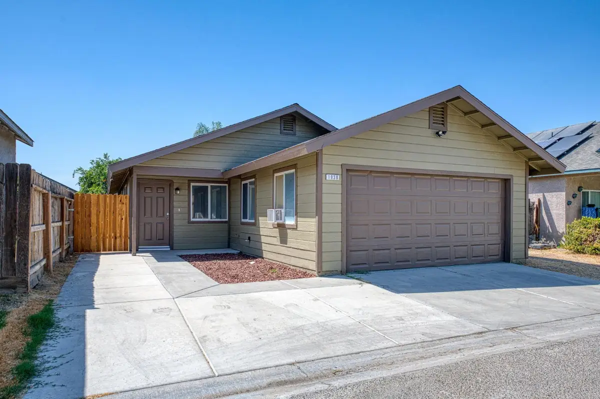 1938 Evergreen Dr, Corcoran, CA 93212 - #1