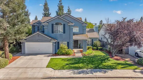 2291 E La Quinta Drive, Fresno, CA 93730