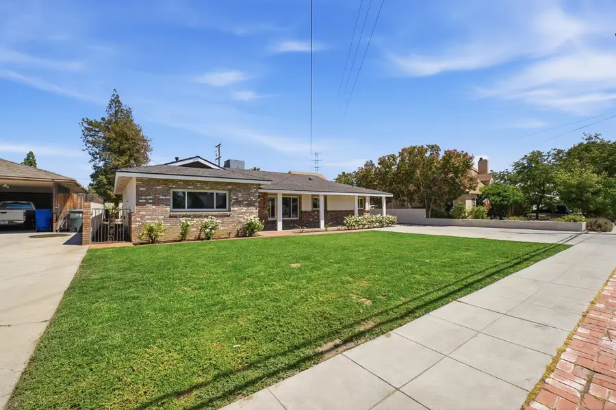 2146 N Maple Avenue, Fresno, CA 93703 - #2