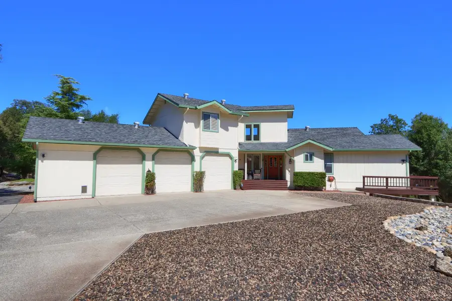 38393 Crestview Lane, Oakhurst, CA 93644 - #2