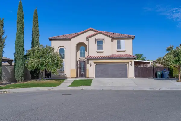6120 N La Paz Avenue, Fresno, CA 93723