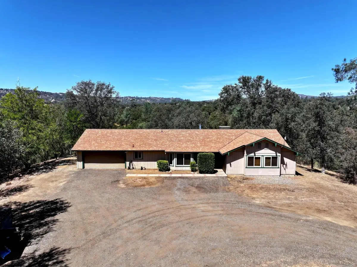 33856 Rivercrest Road N, Coarsegold, CA 93614 - #1